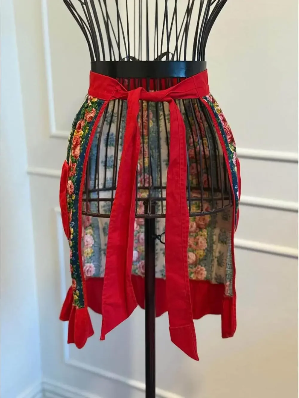 Vintage Red Apron | Christmas Apron